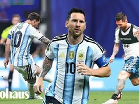 Chiếc áo lót gắn đầy cảm biến, mạch điện của Messi