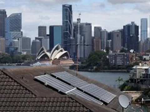 Pin lưu trữ Trung Quốc ồ ạt vào Australia khi điện sạch bùng nổ