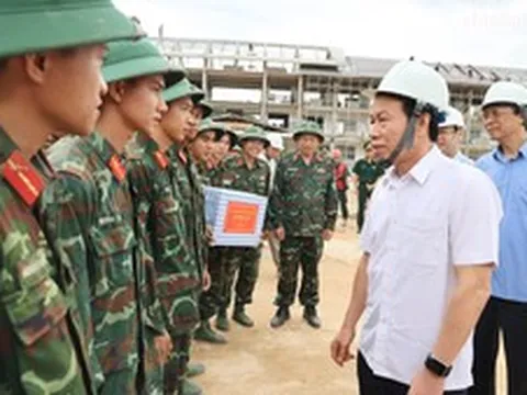 Phó Thủ tướng Lê Tiến Châu kiểm tra thực địa Dự án Trường phổ thông nội trú liên cấp tại TP. Huế