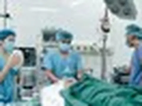 Thông tin mới nhất về sức khoẻ các nạn nhân vụ tai nạn xe khách lao khỏi cao tốc Pháp Vân - Cầu Giẽ