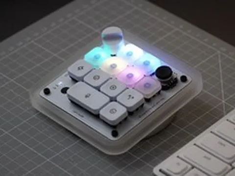 OpenAI ra mắt phần cứng đầu tiên giữa lúc bị Apple kiện đánh cắp bí mật