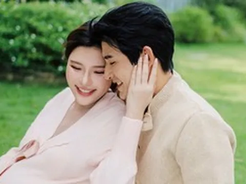 "Cặp đôi kiểu mẫu showbiz Việt": Hạnh phúc viên mãn khi sắp đón thêm thành viên