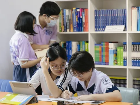 TP.HCM đề xuất miễn phí sách giáo khoa cho toàn bộ học sinh