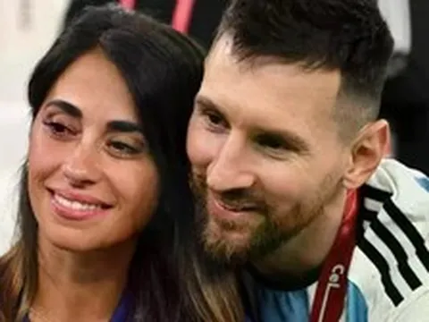 Vợ Messi lên tiếng sau thất bại của chồng: 'Anh mãi là người giỏi nhất'