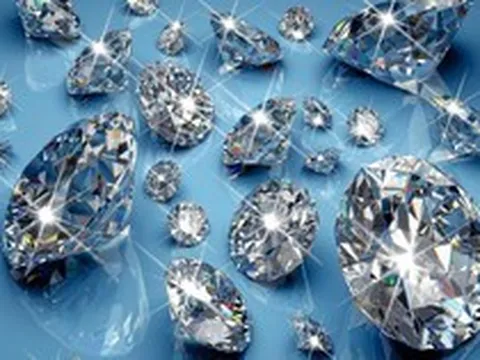 Kim cương giá rẻ bất thường len lỏi vào thị trường thế nào?