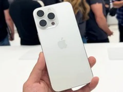 5 chiếc iPhone cũ rớt giá mạnh, 
đáng mua nhất thời điểm giữa năm 2026
