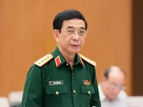 Nghiên cứu bổ sung chính trị viên Ban Chỉ huy quân sự xã là sĩ quan chính quy