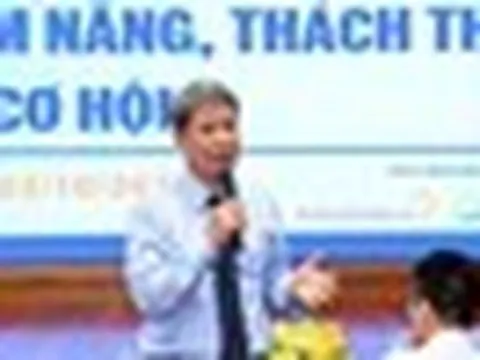 Vụ sinh viên y livestream phản cảm: Không thể chỉ đổ lỗi cho "điểm chuẩn thấp, học phí cao"