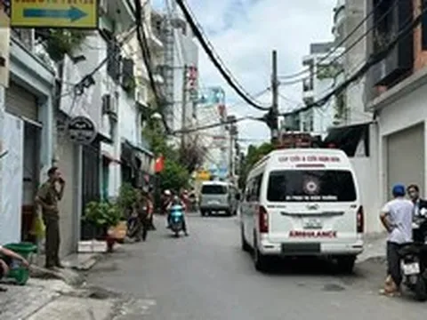 Người đàn ông tử vong trong tư thế treo cổ trong phòng trọ