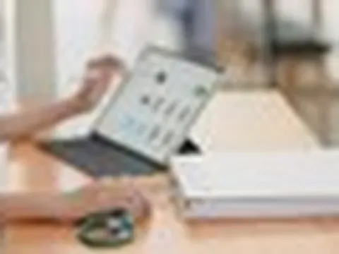 "Em à! Vừa phải thôi!": Lời nhắn của bác sĩ Bạch Mai sau vụ sinh viên y livestream phản cảm