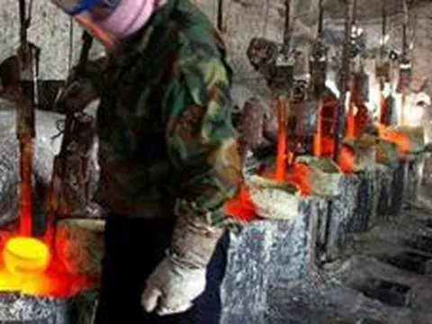 Tình thế trái khoáy của Trung Quốc: Nhìn thấy kho báu trước mắt mà "khao khát đến mấy" cũng không lôi lên được