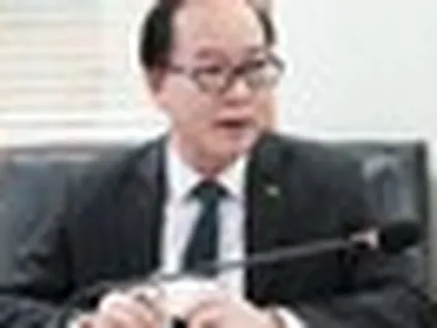 Giáo sư người Việt vừa nhận giải thưởng danh giá bậc nhất châu Á là ai?