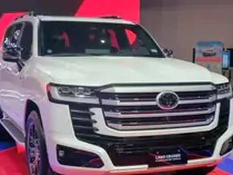 Rộ tin Toyota Land Cruiser hybrid sắp bán ở Việt Nam
