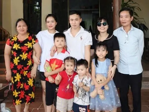 Con gái tìm thấy bố ở Thái Nguyên sau 34 năm mất liên lạc, phút đoàn tụ xúc động
