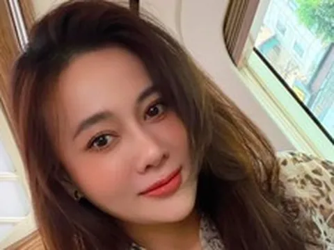 Phương Oanh khoe ảnh cận mặt, dân mạng thốt lên: "Xinh khác gì Phạm Băng Băng bản Việt"
