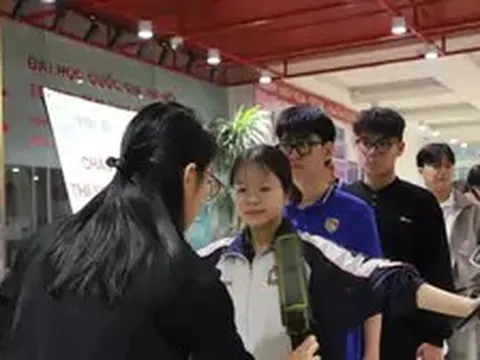 Thi tốt nghiệp THPT trên máy tính: Tránh sai sót thế nào?