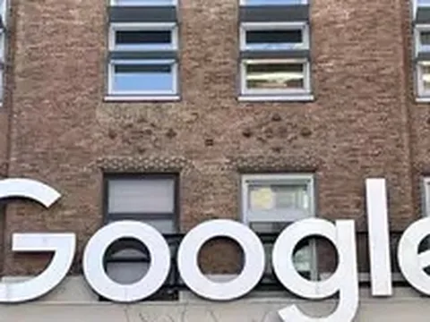 Google “phanh gấp” tính năng AI mới sau cảnh báo về nguy cơ tin giả