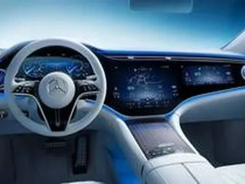 CEO Mercedes thừa nhận ngành ô tô đã 'đi quá xa' -   quyết đưa một thứ tưởng đã 'tuyệt chủng' trở lại khoang lái