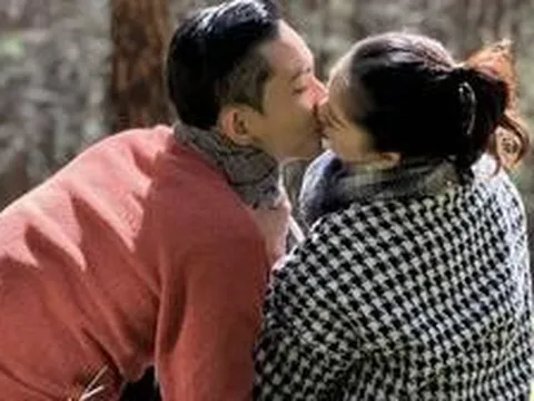 Sao nữ gốc Hà Nội lấy học trò kém 11 tuổi: Từng bị gia đình ngăn cản, thân thiết với tình cũ như người nhà
