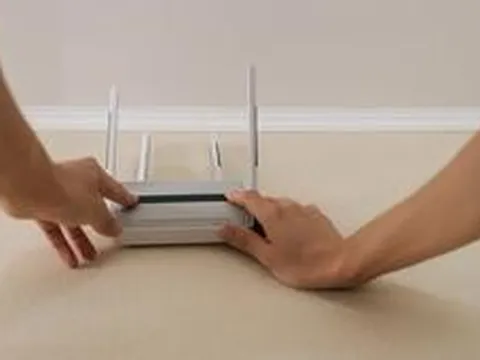 Đặt wifi xuống sàn nhà có làm sao không? Hóa ra đây là lỗi nhiều gia đình đang mắc phải