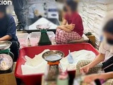 Đột kích một căn nhà sau 3 tháng theo dõi, công an phát hiện đường dây sản xuất bột ngọt giả suốt 2 năm, tịch thu gần 25.000 sản phẩm tại Thái Lan
