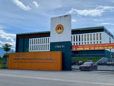Công an phối hợp tổ chức thi lại ở chuyên Tuyên Quang