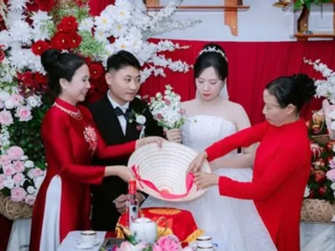 Đám cưới sát vách ở Thanh Hóa, mẹ chồng liên tục dặn con dâu một câu