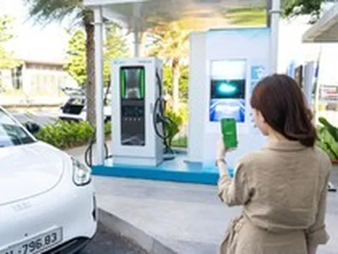 Liên thông trạm sạc: Song song cuộc đua hạ tầng, thị trường xe điện Việt Nam đứng trước bài toán mới