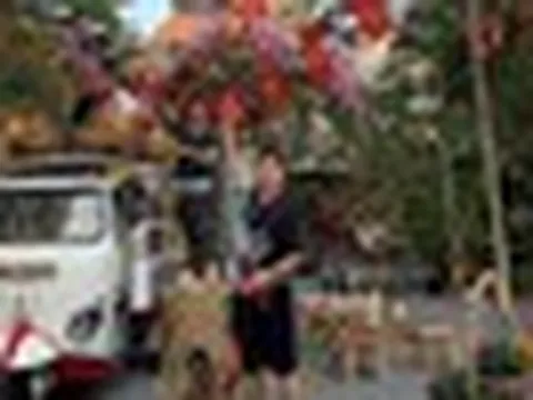 "Ông hoàng nhạc Việt" một thời bán cà phê 50 nghìn/cốc, đắt khách đến mức liên tục mở cửa hàng
