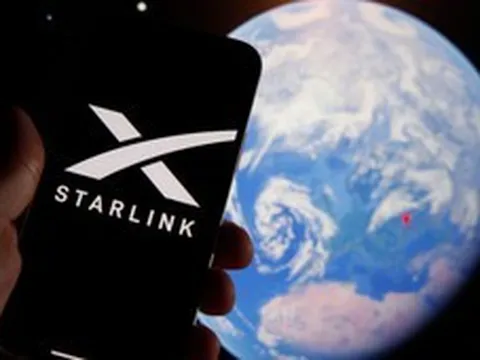 Starlink chính thức có mặt tại Việt Nam, giá từ 1,13 triệu đồng mỗi tháng