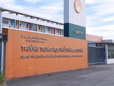 5 thí sinh vắng mặt trong buổi làm thủ tục dự thi lại tại Tuyên Quang