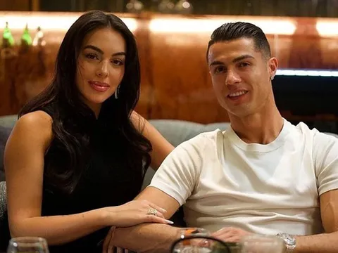 Chi tiết gây bất ngờ tại đám cưới của Ronaldo