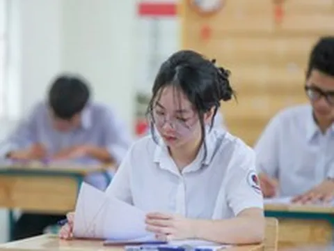 Lấy ý kiến về phương án thi vào lớp 10 gồm 2 môn Toán và Văn