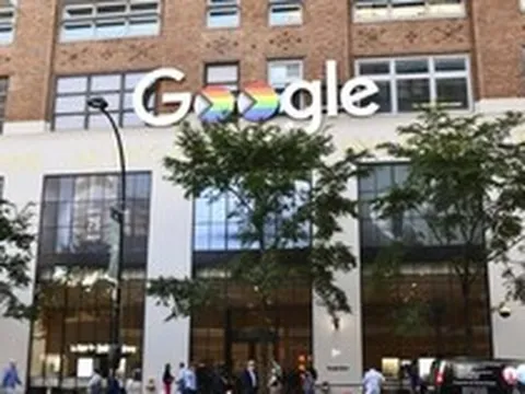 Gemini bứt phá ngoạn mục, gia nhập câu lạc bộ tỷ người dùng của Google