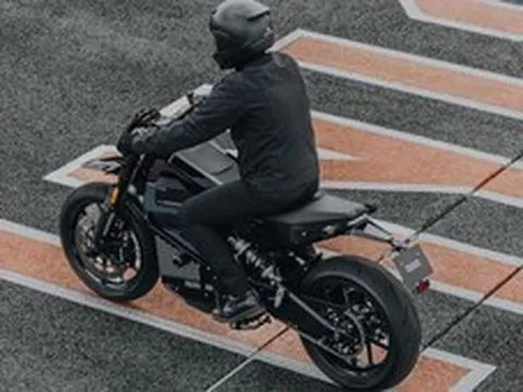 Một hãng xe máy điện Việt bất ngờ thông báo "tạm dừng", hoàn toàn bộ tiền cọc cho khách hàng