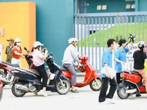 Đề Vật lý thi lại tốt nghiệp tại THPT chuyên Tuyên Quang