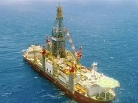 Khoan sâu xuống đáy biển, phát hiện một lớp hydrocarbon dày 91 mét