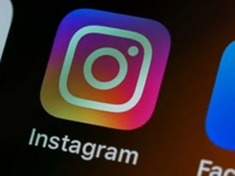 Instagram có tính năng gửi cảnh báo đến phụ huynh