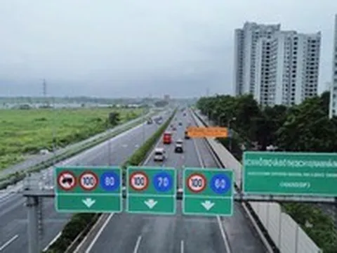 Hà Nội phân luồng từ xa phục vụ người dân đi lại dịp Quốc khánh 2-9