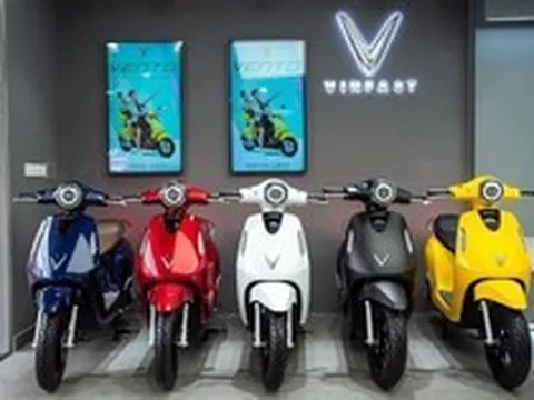 Xe máy điện tăng trưởng 'như tên lửa' ở Việt Nam - Tương quan ra sao so với xe xăng hiện tại?