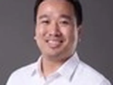 Từ đầu tàu đến đại học tinh hoa