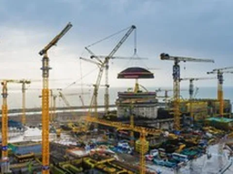 Phát hiện Trung Quốc nâng khối thép đường kính 45m, nặng 270 tấn lên cao 20 tầng, xoay vào đúng vị trí với sai số chỉ 6mm: Bí mật trên đỉnh lò phản ứng hạt nhân dần lộ diện