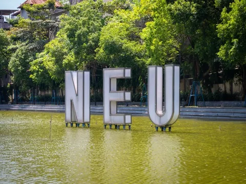 17 sinh viên Đại học Kinh tế Quốc dân tốt nghiệp với điểm tuyệt đối