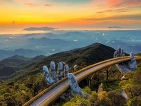 Việt Nam sở hữu cây cầu đặc biệt không bắc qua dòng sông nào, tọa lạc trên đỉnh núi cao, lọt top những cây cầu đẹp nhất thế giới