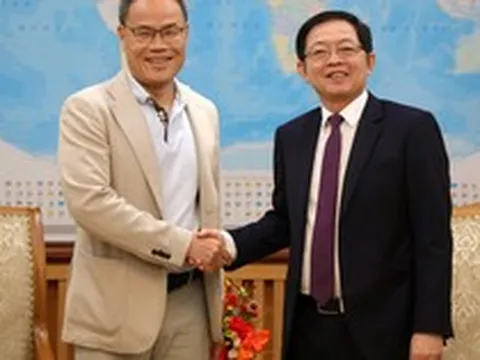 Phó Thủ tướng Hồ Quốc Dũng tiếp chuyên gia AI người Việt tại Pháp