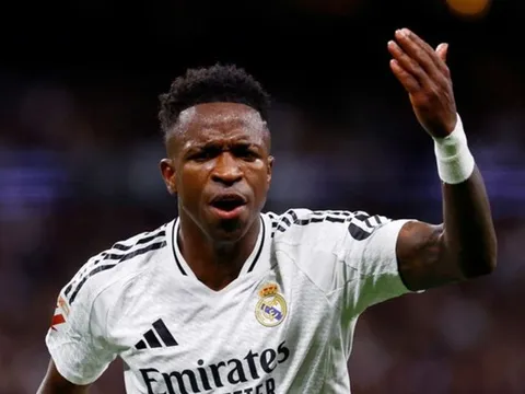 Cựu sao Real Madrid nhận xét "gây sốc" về Vinicius