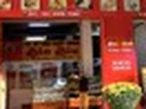 Vụ cả trăm người đau bụng, nôn ói do ăn bánh mì thập cẩm: Thêm 45 người nhập viện
