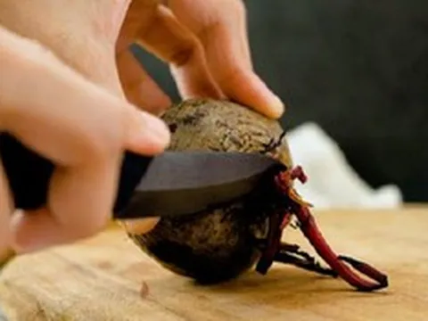 Mỹ đánh giá "củ tốt bậc nhất thế giới", hóa ra ở Việt Nam hễ ra chợ là thấy