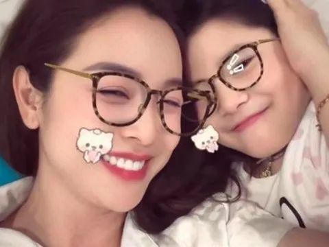 Hoa hậu Jennifer Phạm hiếm hoi khoe con gái út, cô nhóc càng lớn càng giống bố, xinh chuẩn "Hoa hậu tương lai"