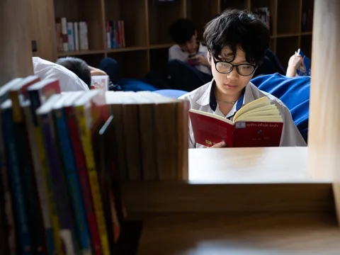 Làm gì khi con càng lớn càng ngại đọc sách?